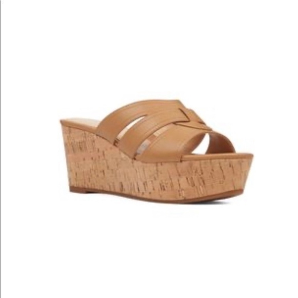 Nine West Platform wedge sandal - NWOT